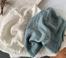 Load image into Gallery viewer, Gauze Sleeveless Top