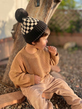 Load image into Gallery viewer, CHECKER POM BEANIE - BLACK