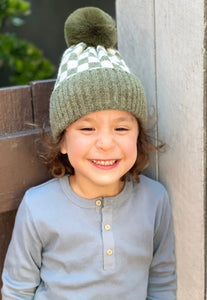 CHECKER POM BEANIE - OLIVE